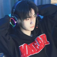 Lục Nhân Mã | @saggi.s
