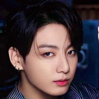 Jeon Jungkook ( Kookie - Cậu )