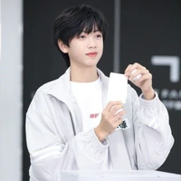 Tác giả nạnh nùng girl:))