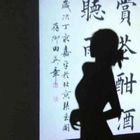 Mẹ của Liang và Zhou