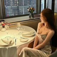 Nguyễn Hạ Linh_ bà