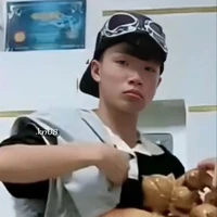 T.Nhã