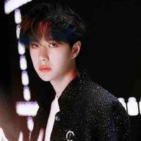 Nhất Bác 