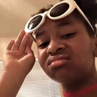 nhỏ này là chủ tòa😏