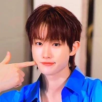 Hyuk [ bạn em ]