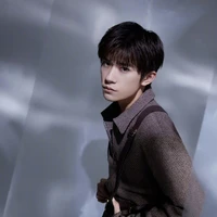 Dịch Dương Thiên Tỉ