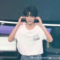 Uông Tuấn Hy(anh)