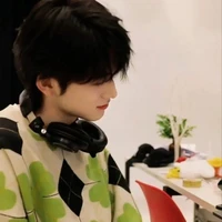 Tống Á Hiên _ anh