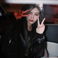 Vương Dịch _ cô