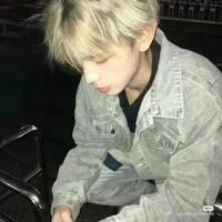 lâm hoàng thành ( nam9 ) (anh)