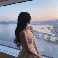 Hàn Nguyễn Thiên Thư( e gái na9) bff nu9