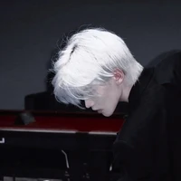 Triệu Hà vũ _Ba của Hoa_