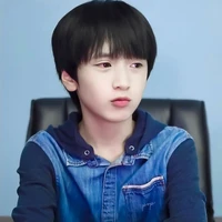 Hắn (4t)