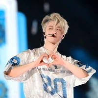 Lưu Diệu Văn - 刘耀文