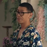 Cậu Ga( chủ tiệm hoa Gorya làm)