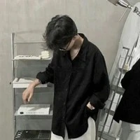 nguyễn hoàng trung( anh nữ9)( liare)