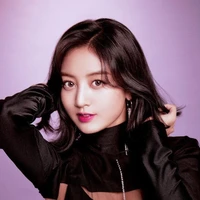 Lee Jihyo (Em)