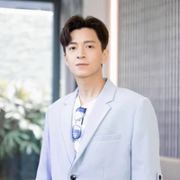 Ngô Kiến Huy (anh Jun Phát và Kiệt