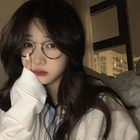 Nguyễn Linh Ngân -bn thân n9