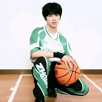 Trương Hàm Thuỵ