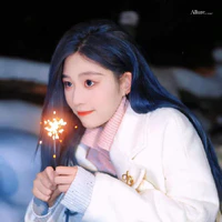 VƯƠNG DỊCH (Cô )
