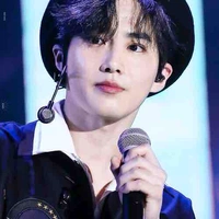 Suho 