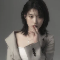 Ji Eun Manoban ( IU )