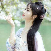 Á Nhu
