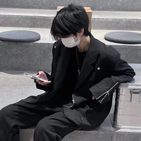 Han Yun Yi [ H ]