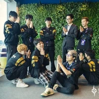 tg tụng kinh cùng SGP