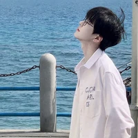 Bạch Hàn Thiên ( anh trai nu9 )