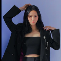 Kim Jisoo (Cô)