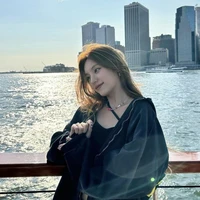 Hoàng Lê Chi (Yeji)