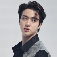 Kim Seokjin (Bố của tea )