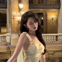 Cẩm Tú-mẹ