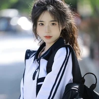 Nhi