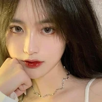 Ngọc Thảo (n9 xuyên sách, bạn thân)