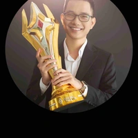 Thầy titan