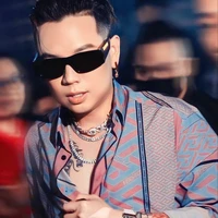 Bùi Thế Anh/Andree Right Hand