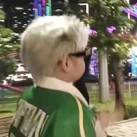 Con tác giả