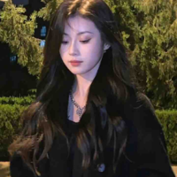 Khánh Linh 