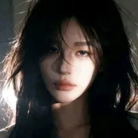 Hầu Tệ Nguyệt ( cô2 )