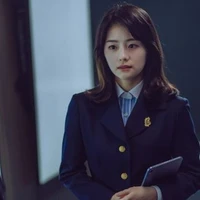 Cô Han - Giáo viên lớp A đặc biệt