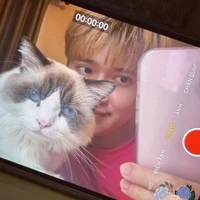 Nguyễn Công Vinh/Lạc Lạc