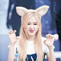 Park Chaeyoung (cô)