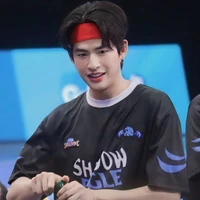 (Mark) Pakin Kuna-anuvit