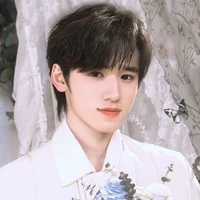 Tống Á Hiên