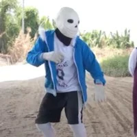 Sans dép hồng