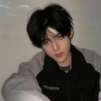 Phạm Đình Chí Kiên( bff na9,anh nu9)