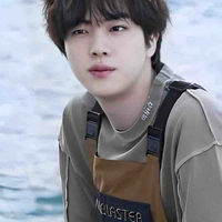 kim seok Jin ( mẹ của hắn) 
